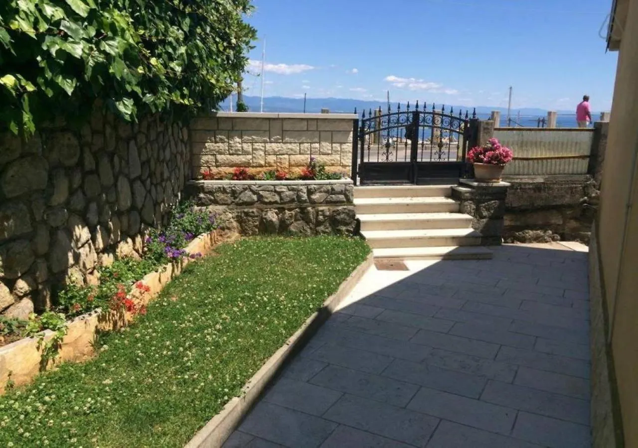 Apartment Gobac Icici Croatia